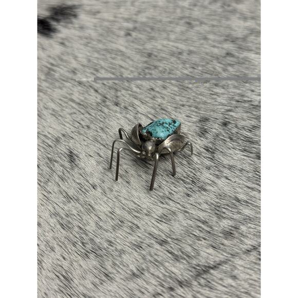 Native American Sterling Silver Turquoise Nugget Beetle Spider Bug Pin Brooch - Picture 6 of 13